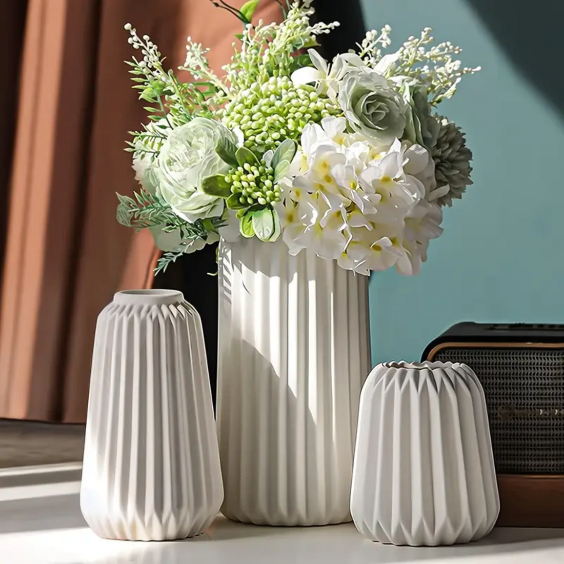 Set of 3 White Ceramic Modern Vases - Zornits