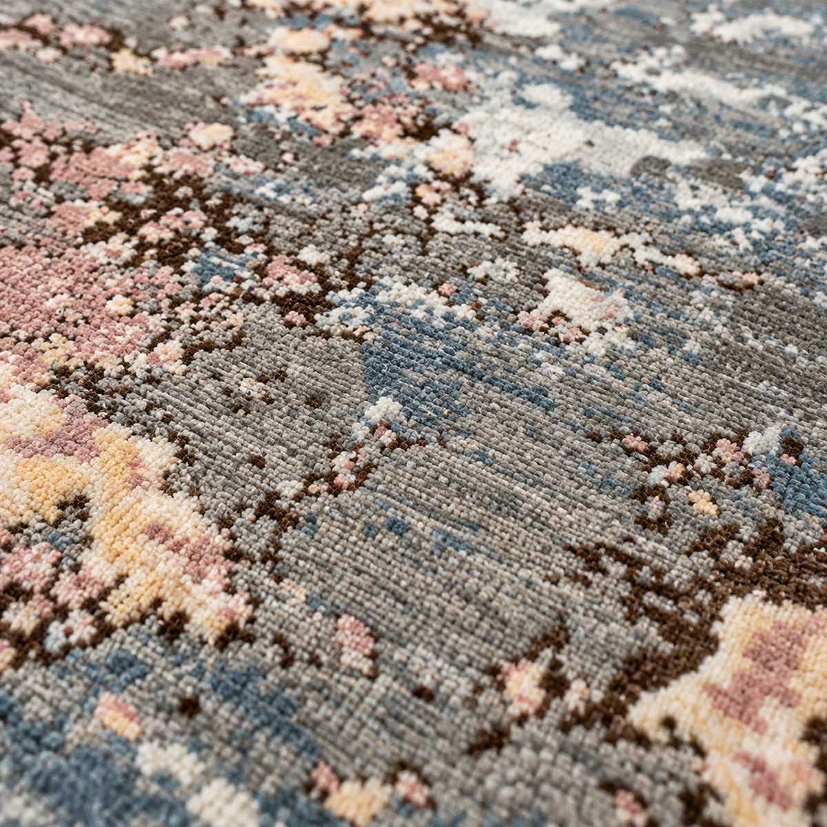 Genesis Earth Grey handmade Woolen Plush look Soft Pile Rug, close up of the texture