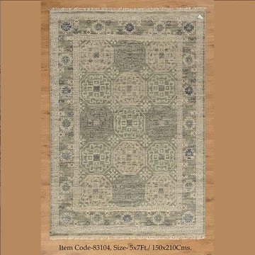 Modern Hand-Knotted Mamluk Royal Rug: Versatile and Stylish