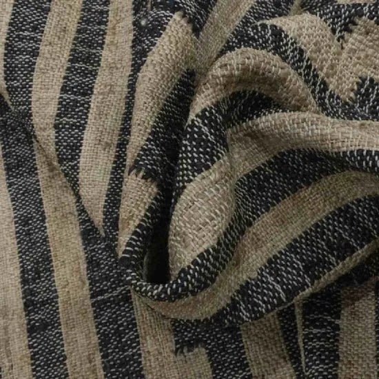 Geometric Pattern Jute Rug - Sustainable Choice for Modern Homes