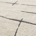 Ivory Stramlined Rug, close up of the texture