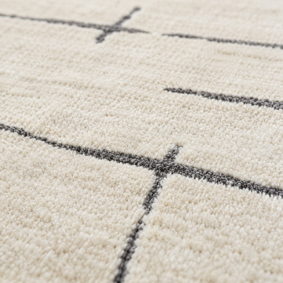 Ivory Stramlined Rug, close up of the texture