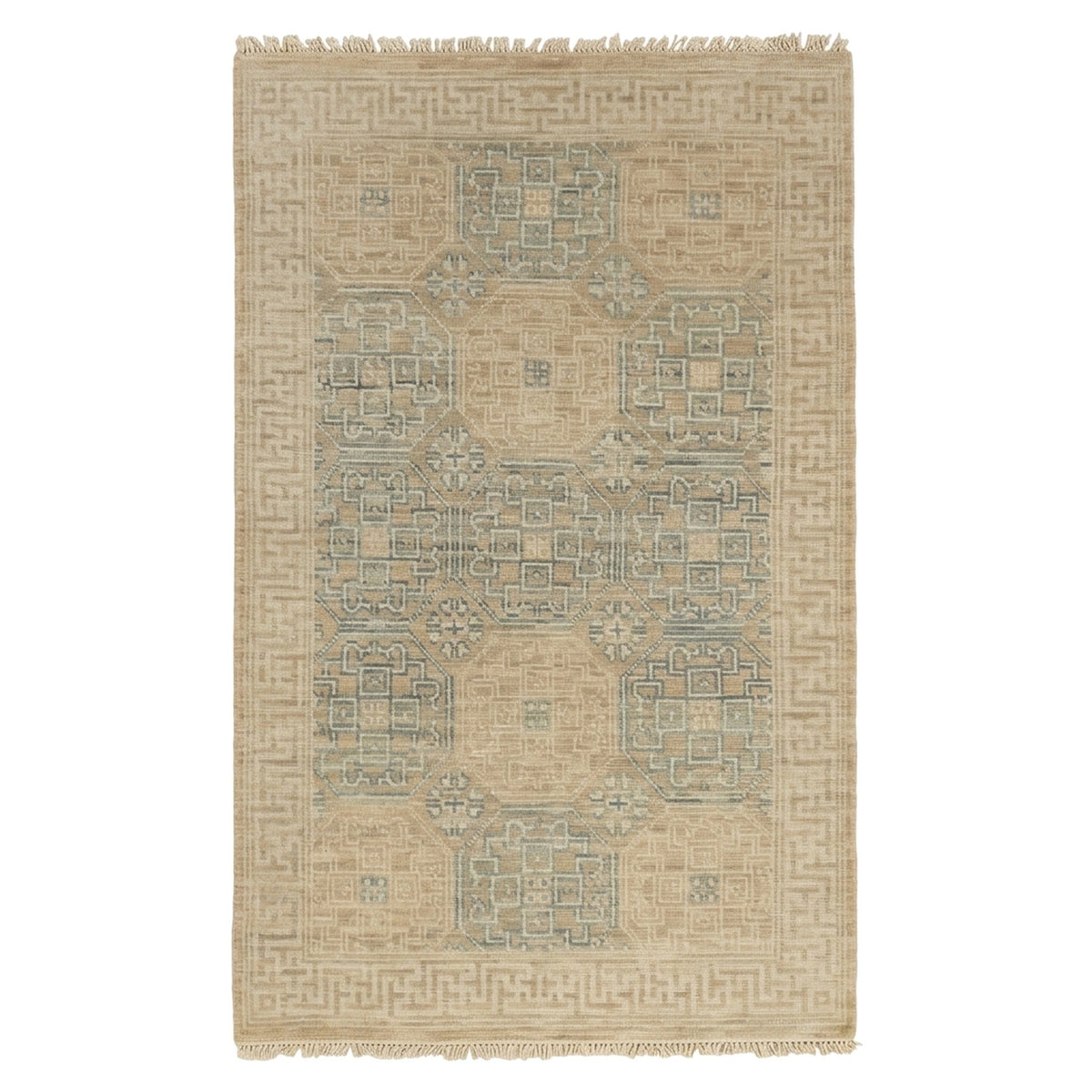 Mamluk Distressed Look for your room, full view on a white background