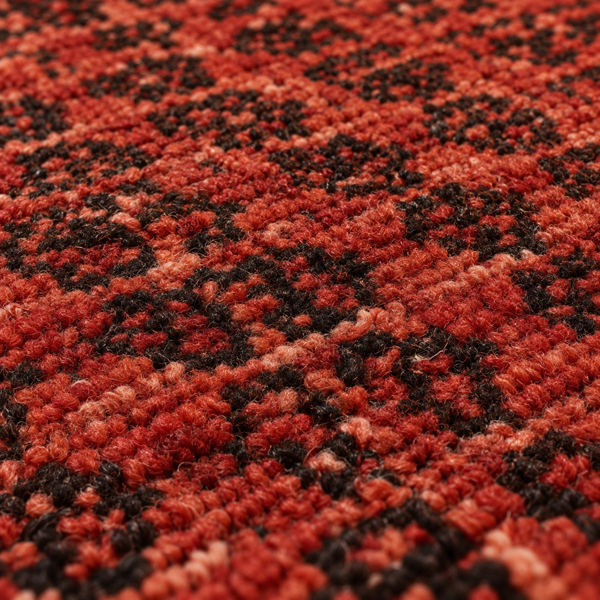 Meteo Soft Wool Hand Knotted Rug, close up of the texture