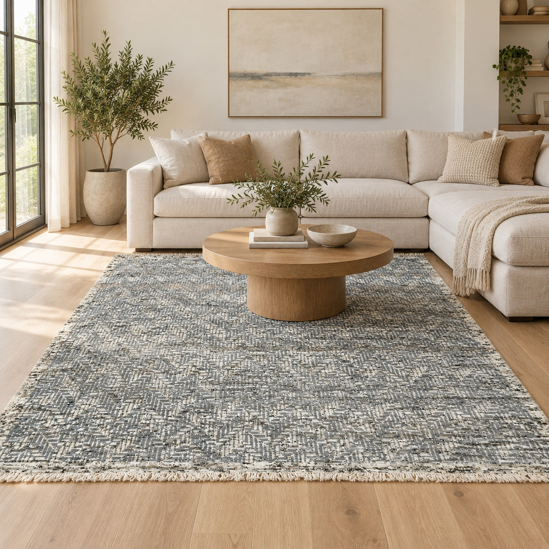 Zigzag Novo Grey Wool Viscose Hand-Knotted Rug., full view on a white background